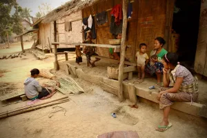 Laos pueblo rural en las montañas